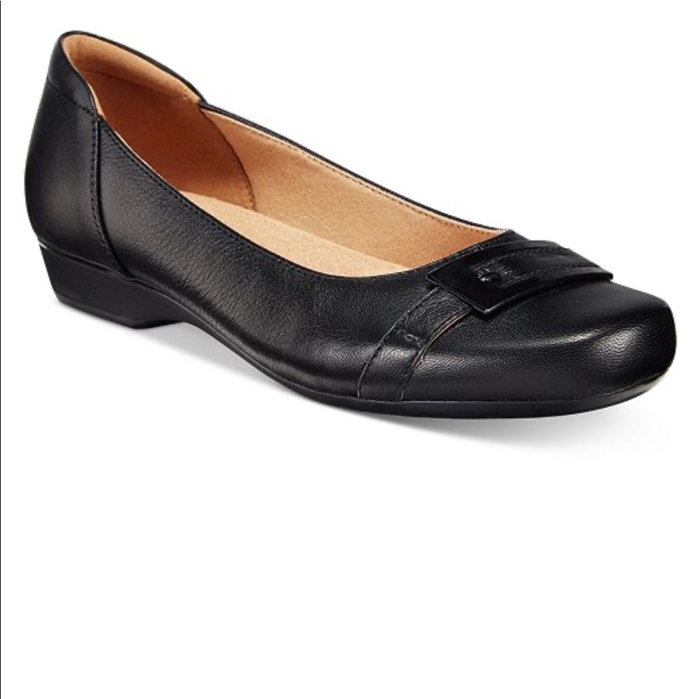 NWT Clarck’s Collection’s Blanche West Flats Sz 8